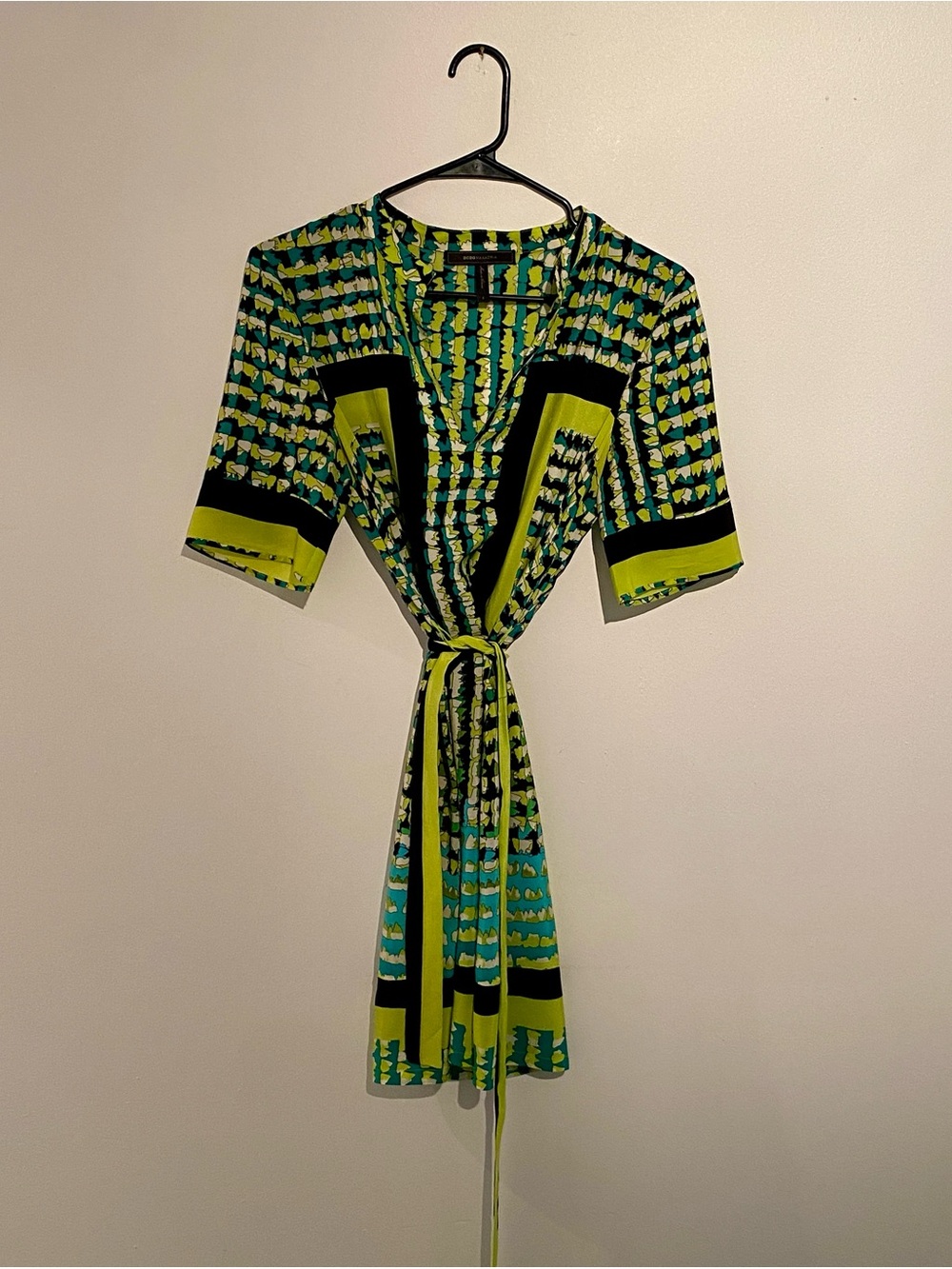 BCBGMaxAzria Green and Teal Patterned Wrap Midi Dress